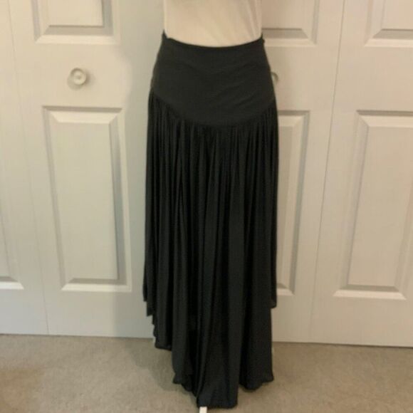Free People Grey Pleated Asymmetrical Wide Waistband Maxi Skirt Size 0 - Picture 1 of 11
